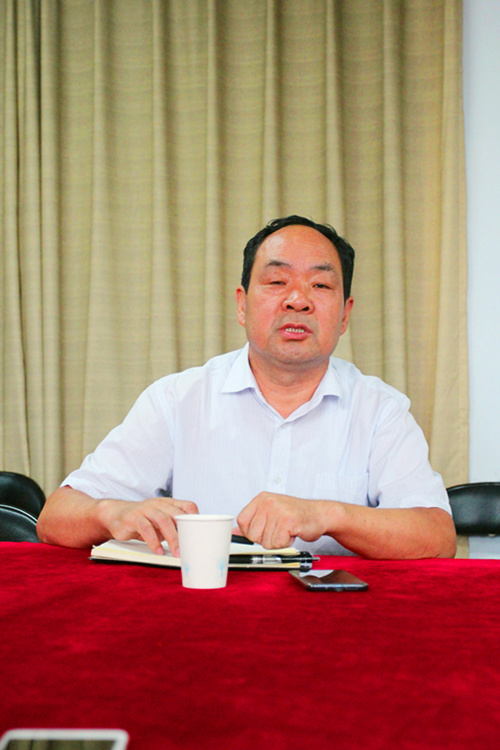 董铁有朱广成陈钢华郑锋沈鹏组员:李婧孙强   王安